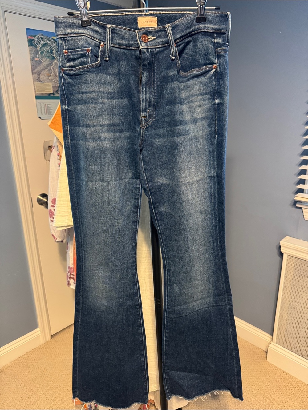 MOTHER - Weekender Fray-  bootcut jeans